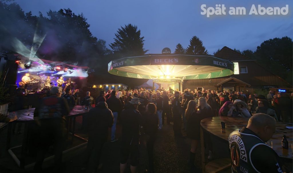 Die Party am späten Abend