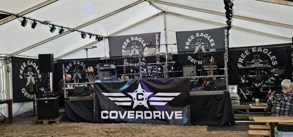 Coverdrive live auf der Bühne beim 45-jährigen Jubiläum der Free Eagles MC Delmenhorst"